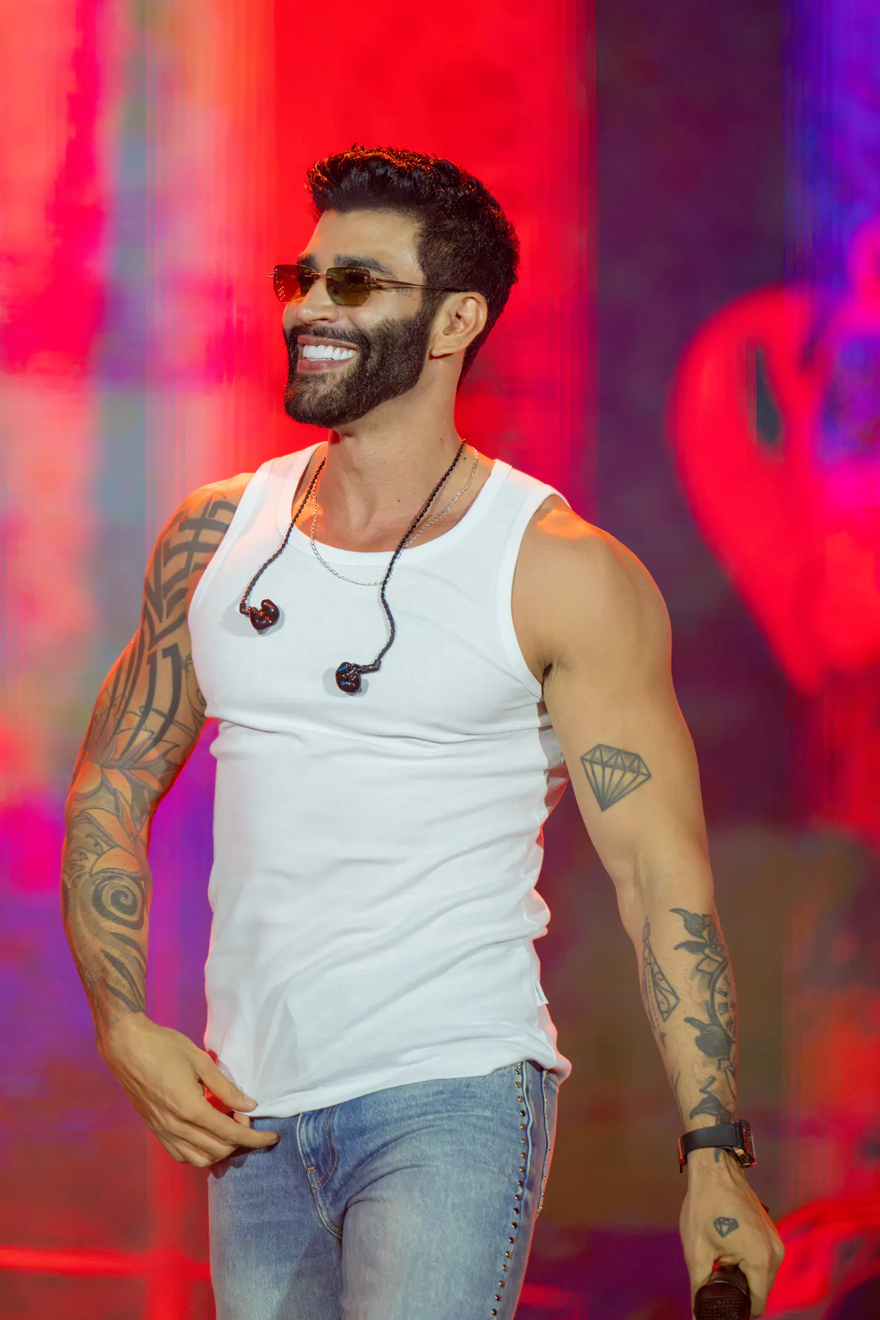 Gusttavo Lima durante apresentação em Goiânia