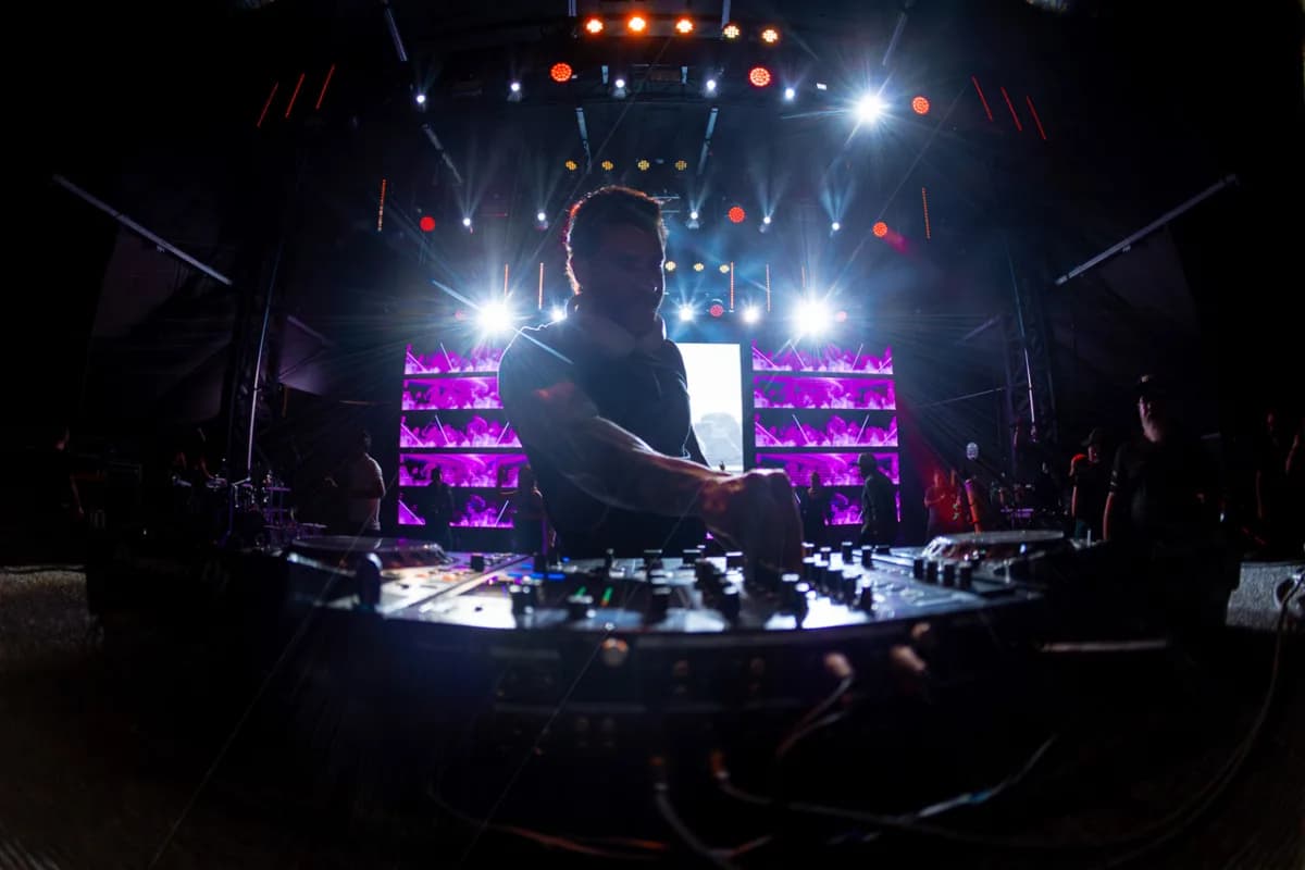 30 – 19.10 Miami